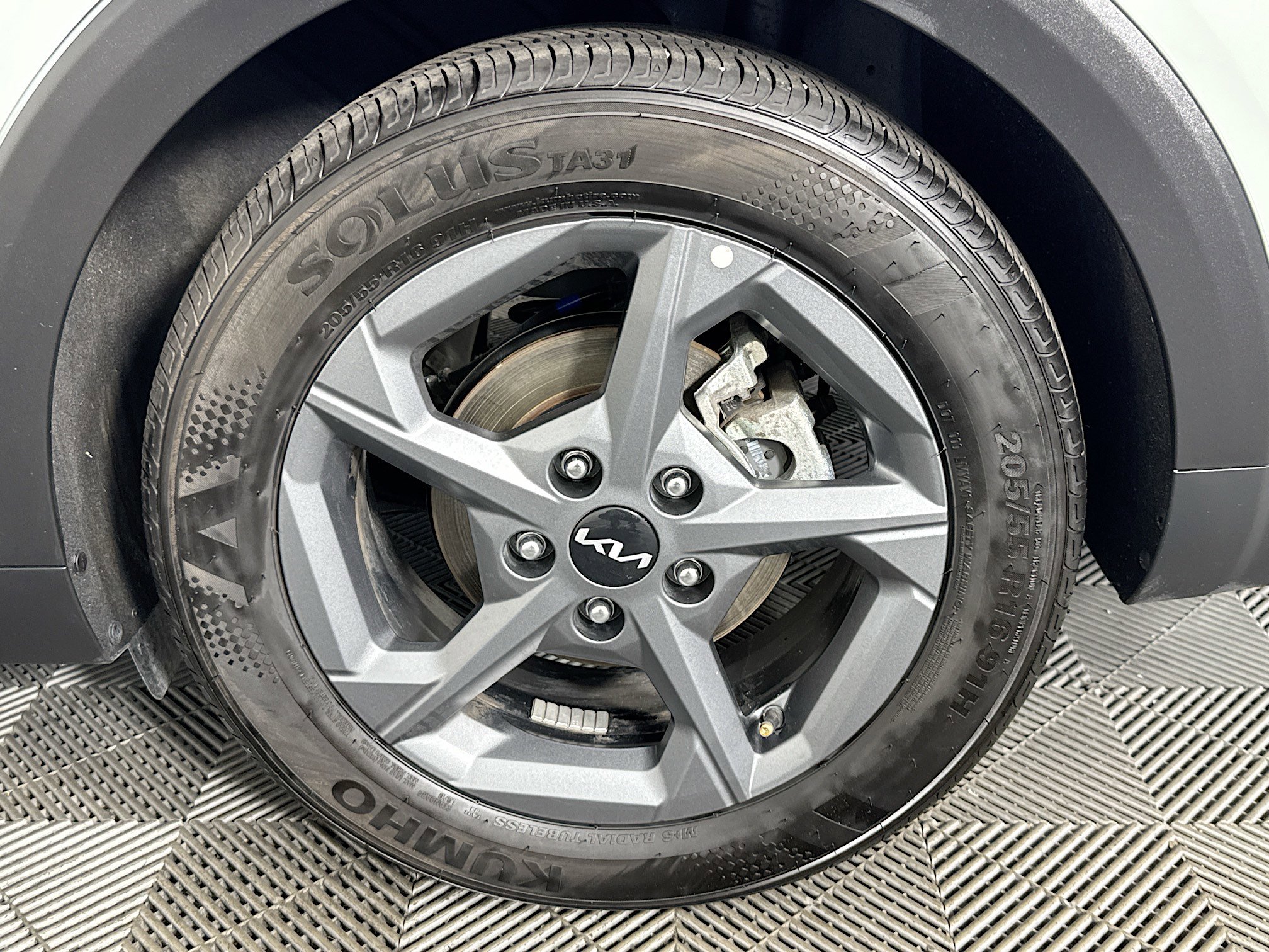 Used 2026 Kia K4 FWD image 36