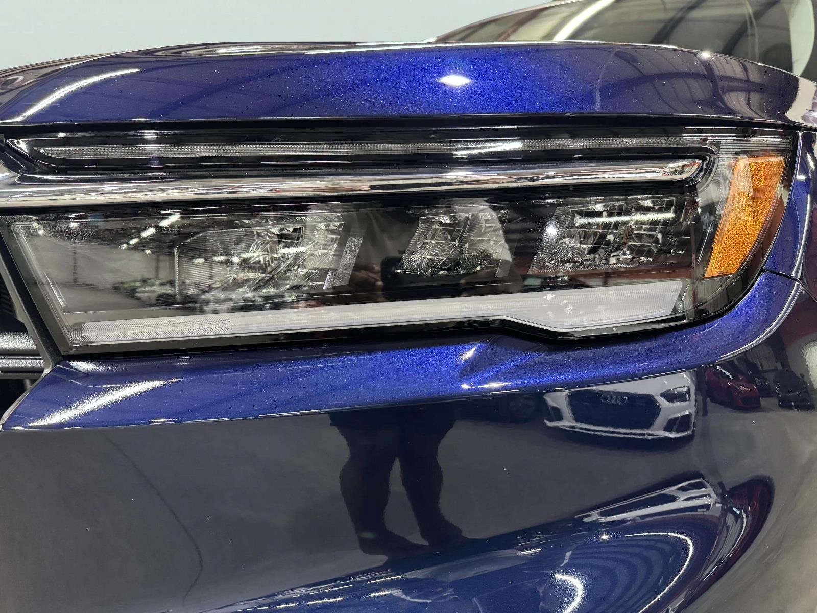 Used 2025 Honda Pilot EX-L image 14
