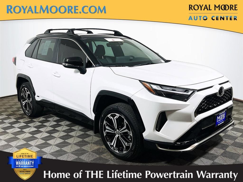 Certified 2025 Toyota RAV4 XSE w/ Weather Package AWD/4WD image 1