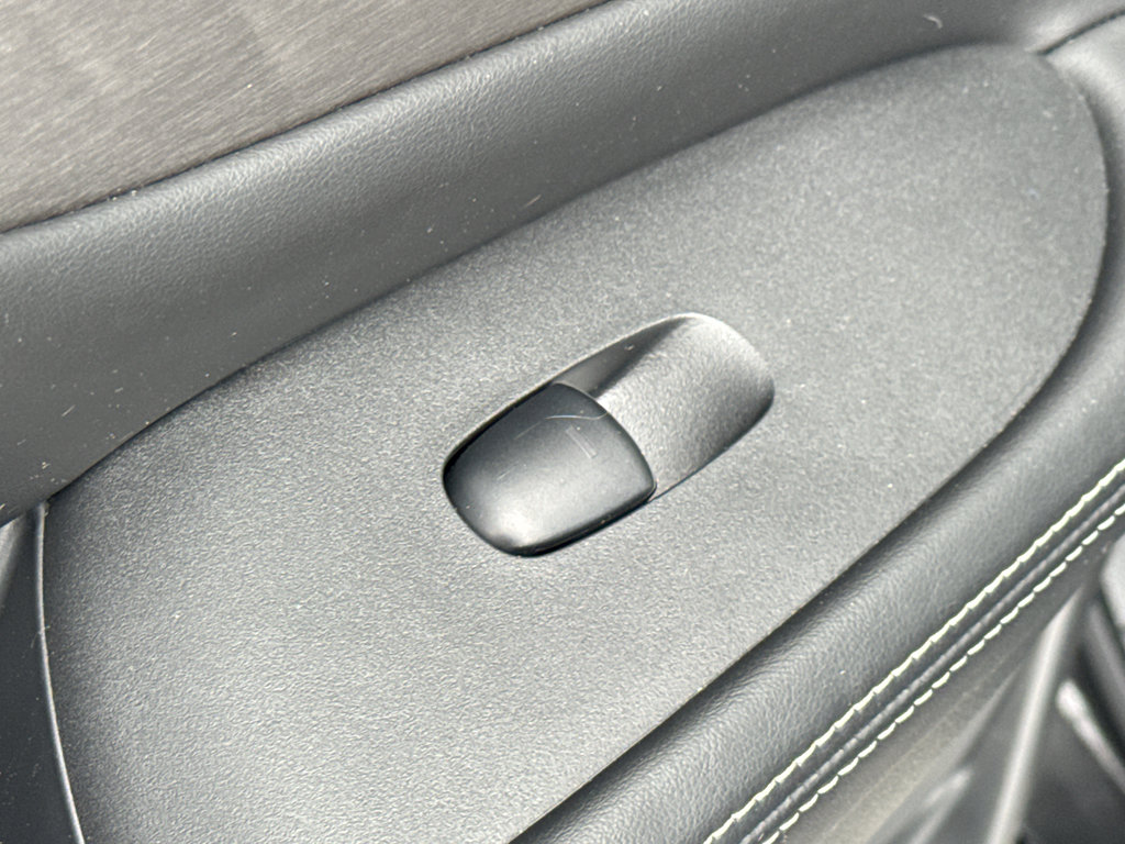 Certified 2024 Nissan Murano SV w/ SV Midnight Edition Package image 30