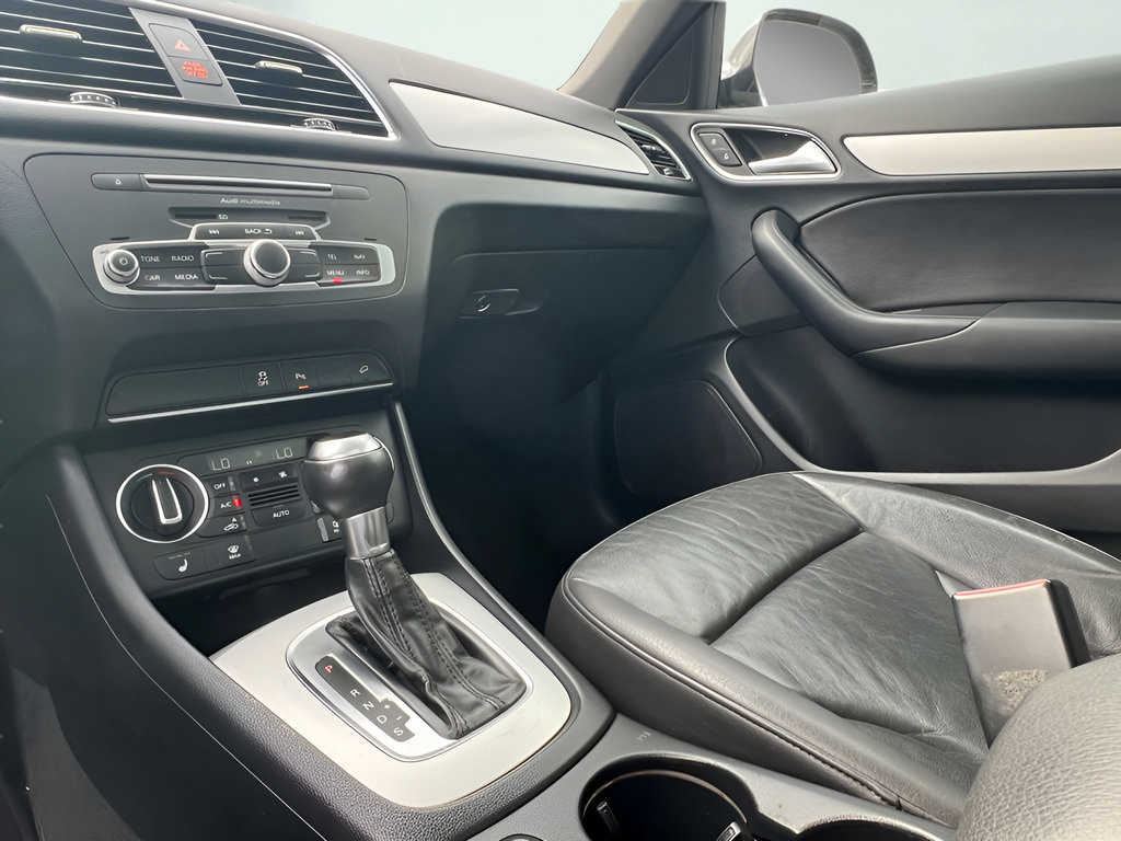 Used 2018 Audi Q3 2.0T Premium FWD image 54