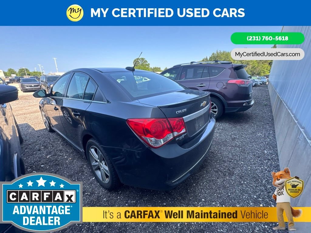 Used 2016 Chevrolet Cruze LT w/ Sun, Sound and Sport Package FWD image 4