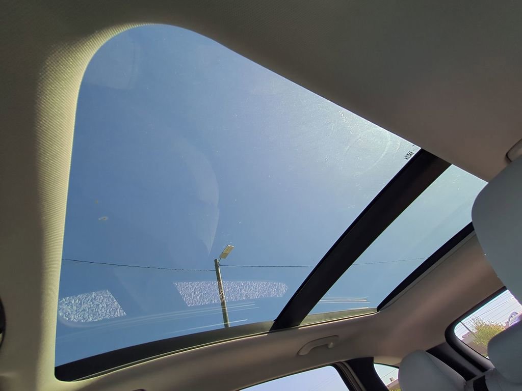 New 2026 Hyundai Tucson Limited image 24