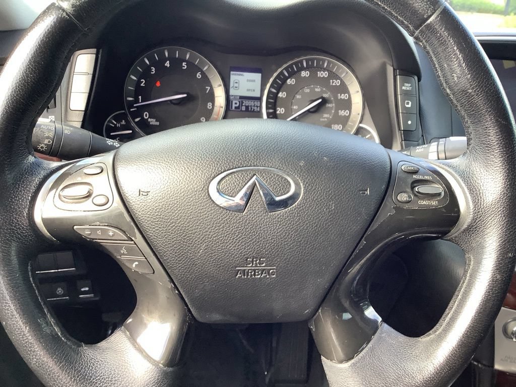 Used 2011 INFINITI M37 x w/ Premium Pkg AWD/4WD image 8