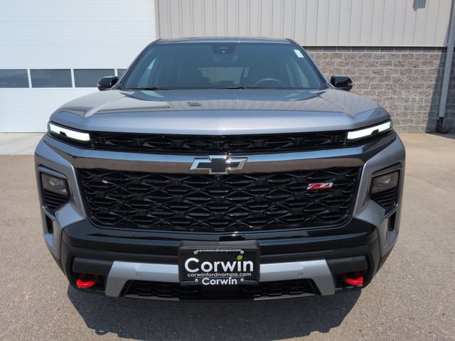 Used 2025 Chevrolet Traverse Z71 w/ Enhanced Driving Package AWD/4WD image 8