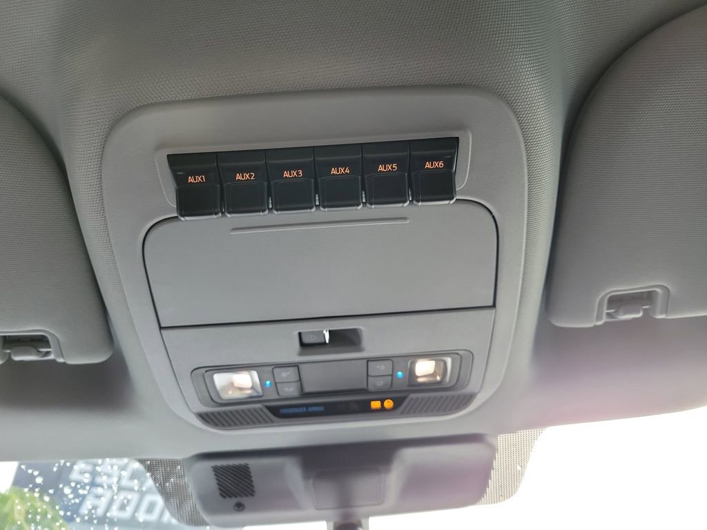 New 2026 Ford F250 XL image 29