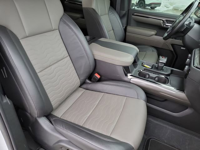 Certified 2023 Chevrolet Silverado 1500 ZR2 w/ Technology Package image 29