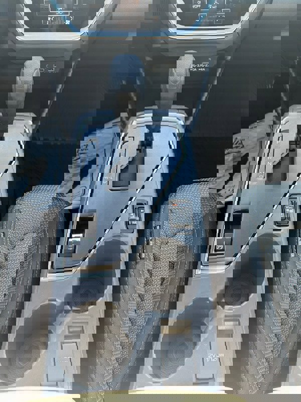 Used 2024 Subaru Crosstrek 2.0i Premium image 11