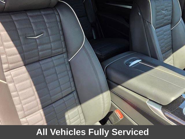 Certified 2026 Cadillac Escalade V w/ LPO, ONYX Package AWD/4WD image 18