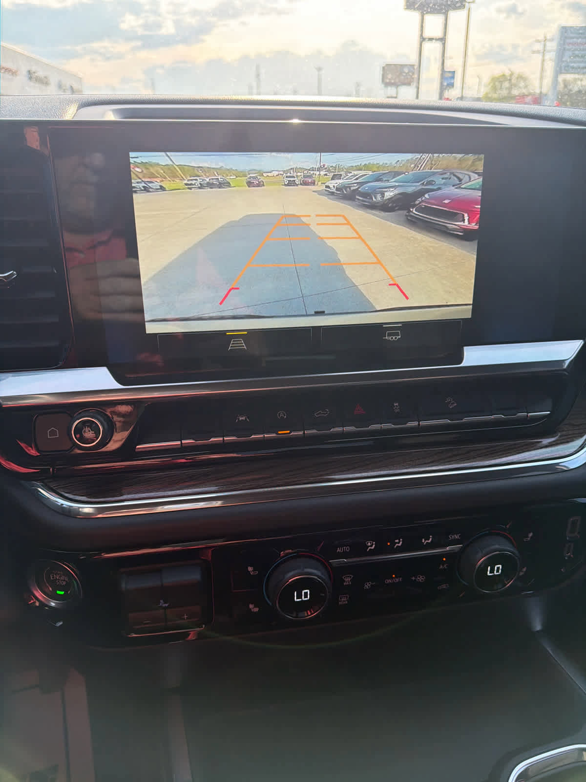 Used 2022 Chevrolet Silverado 1500 LT Trail Boss w/ Protection Package image 16