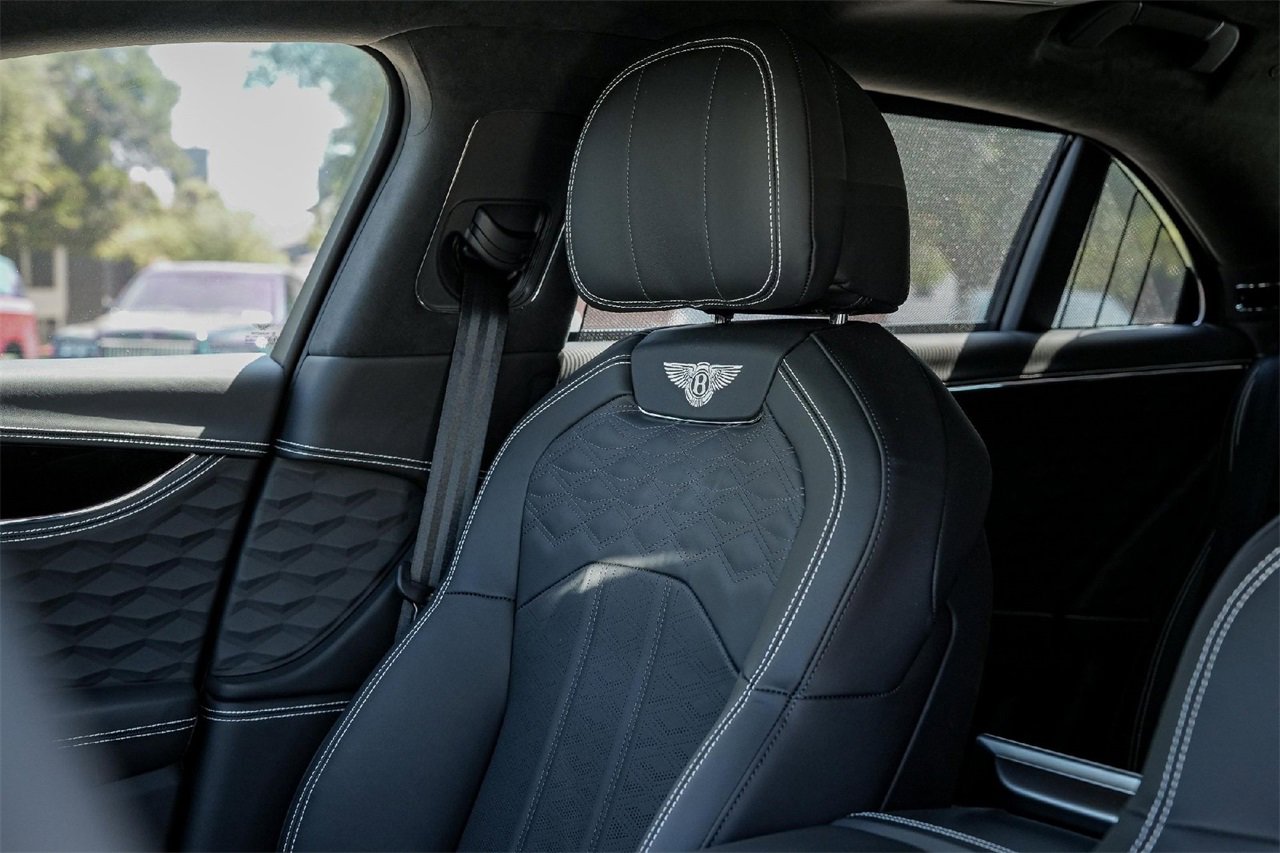 New 2025 Bentley Flying Spur Plug-In Hybrid image 27
