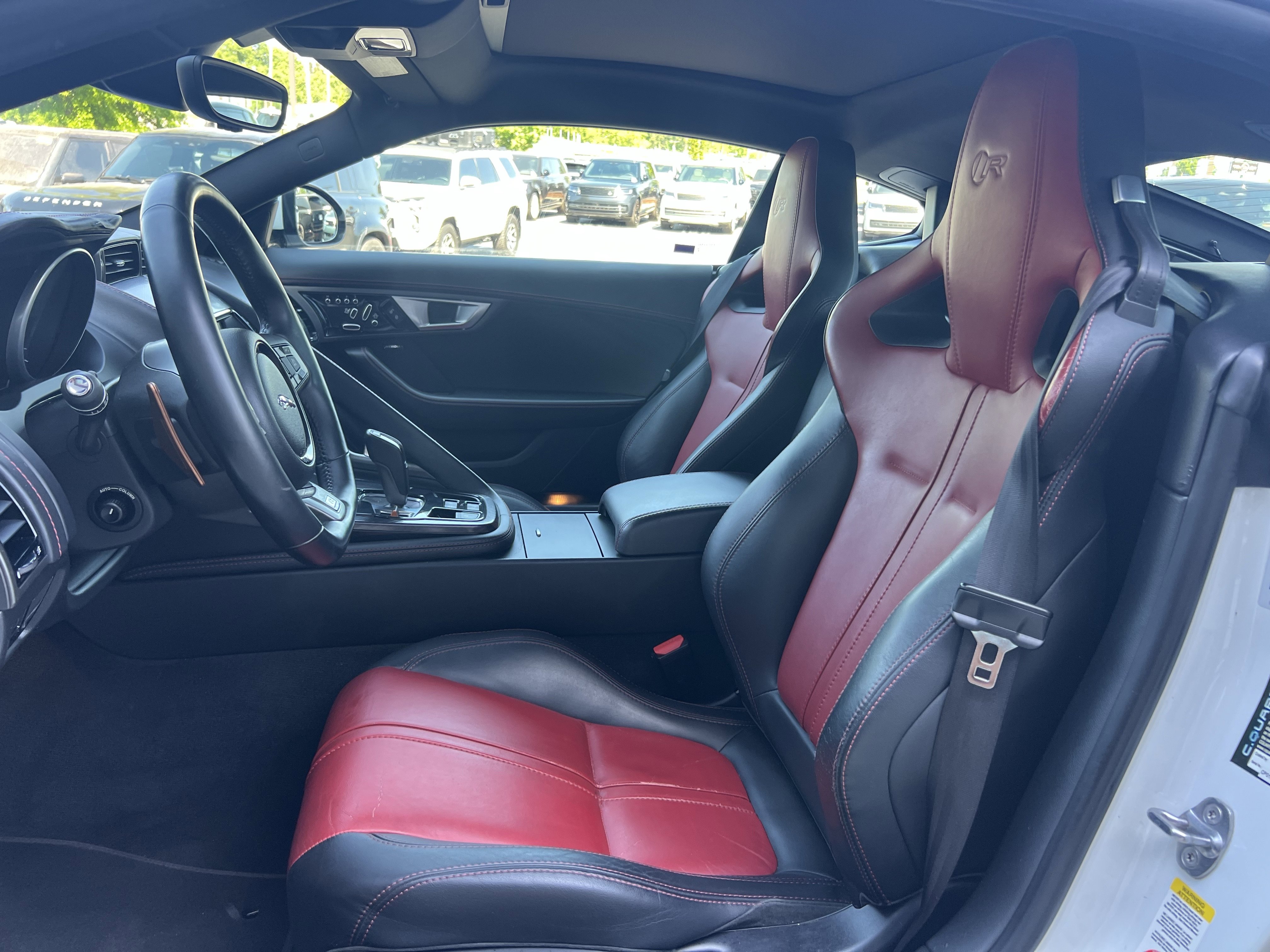 Used 2015 Jaguar F-TYPE R image 16