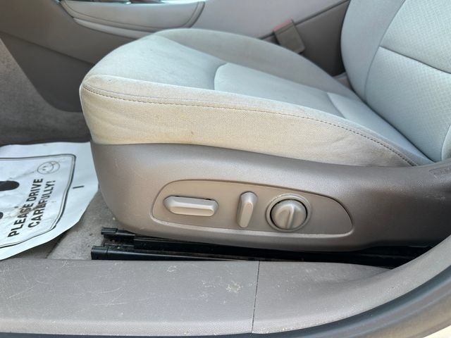 Used 2017 Chevrolet Malibu LT w/ Driver Confidence Package FWD image 20
