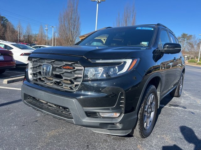 Certified 2023 Honda Passport TrailSport image 2