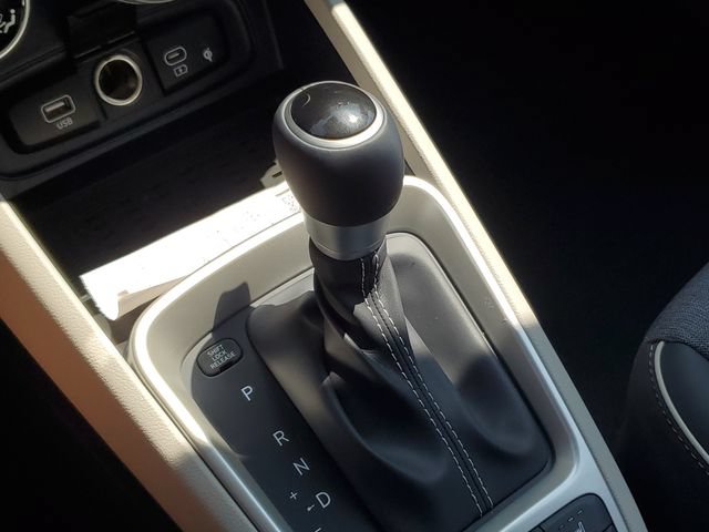 New 2026 Hyundai Venue SEL FWD image 30