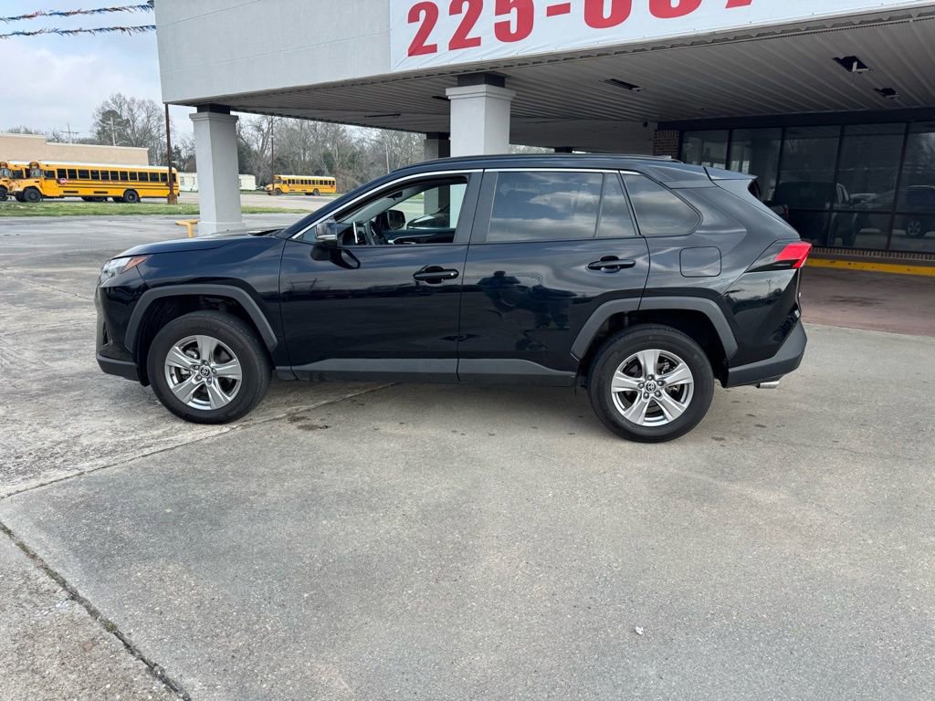Used 2024 Toyota RAV4 XLE image 2