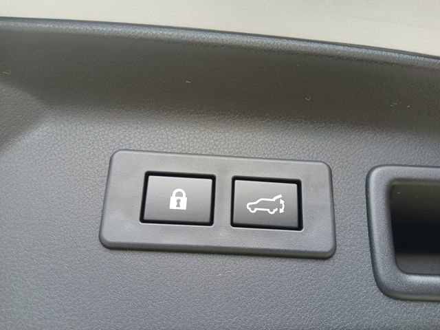 Certified 2025 Subaru Forester Touring AWD/4WD image 26