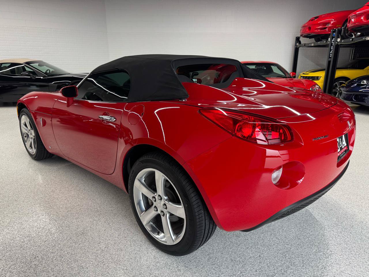 Used 2007 Pontiac Solstice Convertible w/ Premium Package RWD image 23