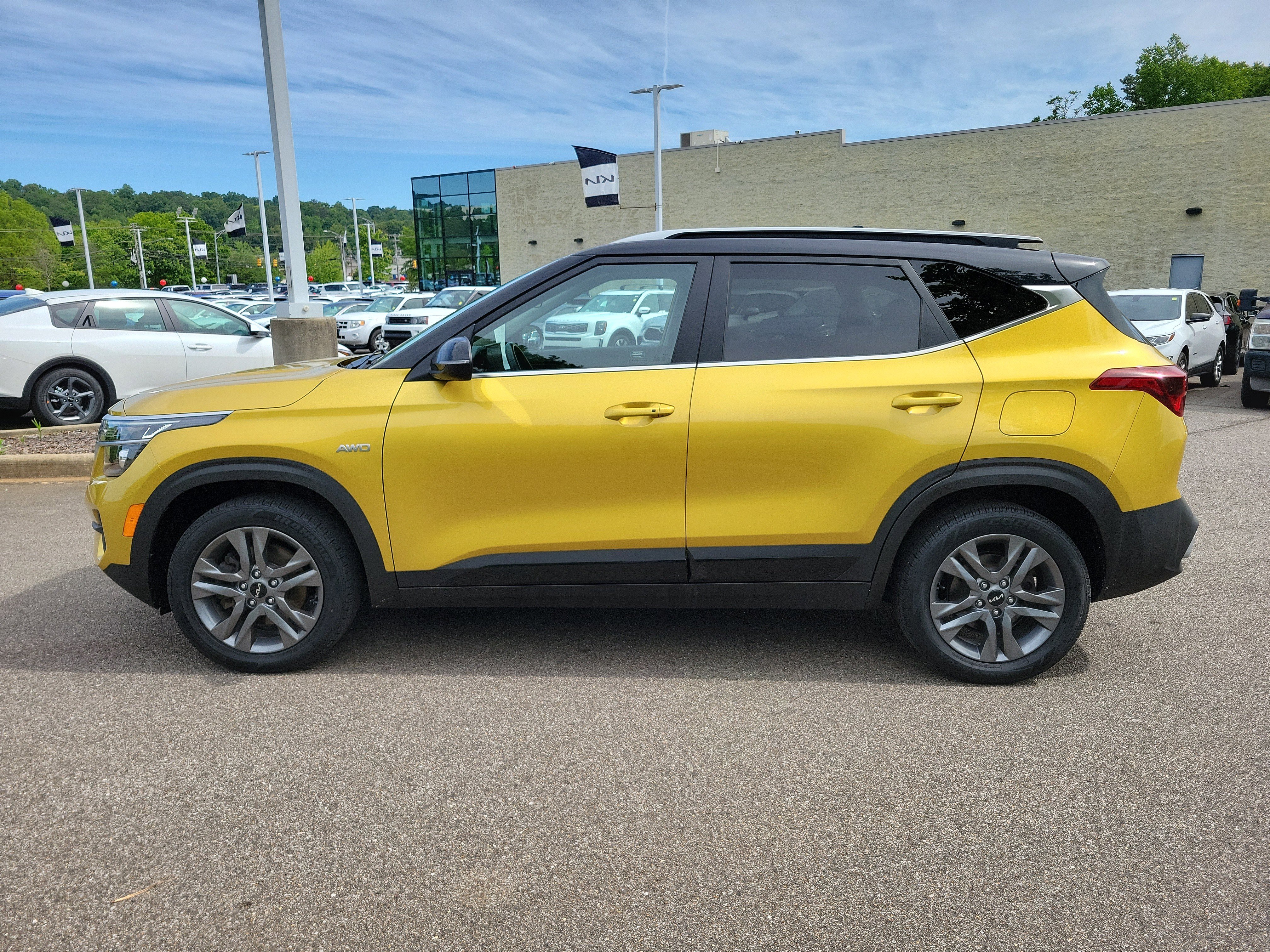 Used 2022 Kia Seltos S AWD/4WD image 21