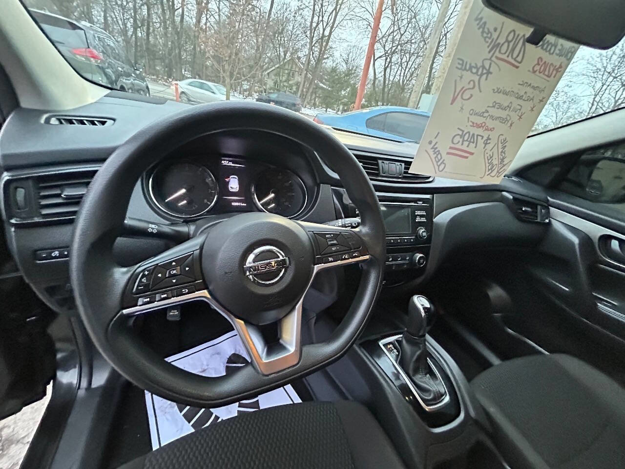 Used 2018 Nissan Rogue Sport S image 5