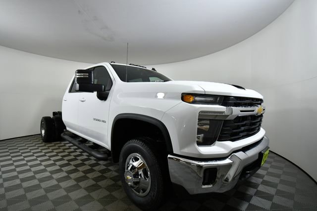 New 2026 Chevrolet Silverado 3500 LT w/ Convenience Package image 8
