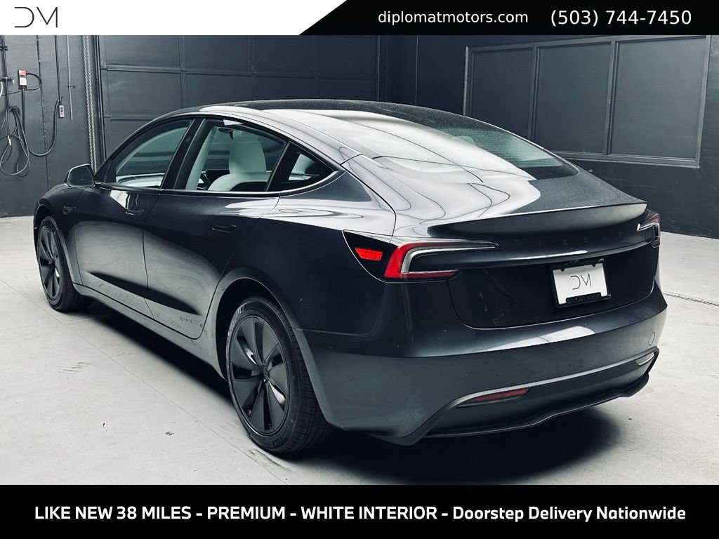 Used 2026 Tesla Model 3 RWD image 4
