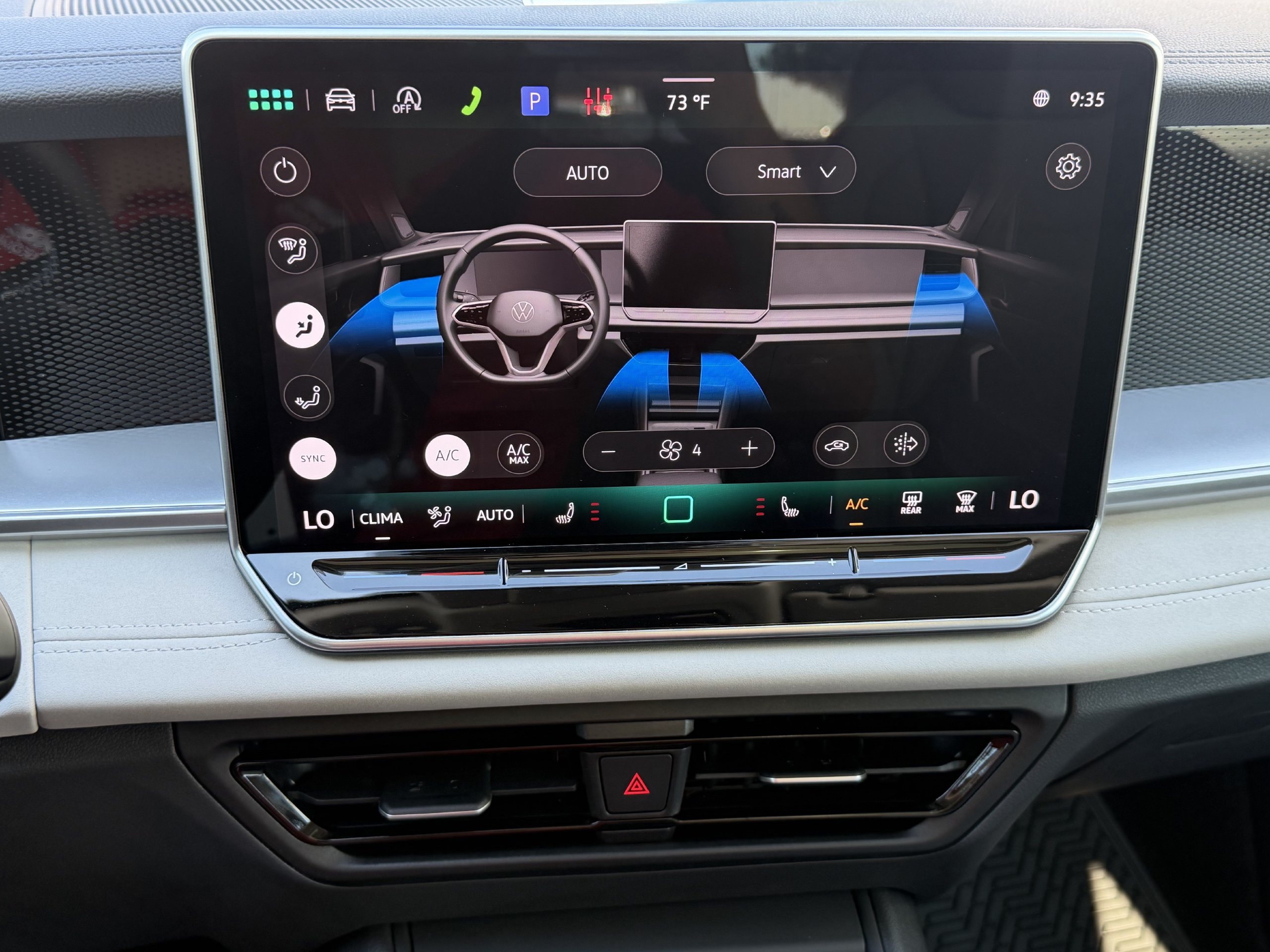 New 2026 Volkswagen Tiguan SE FWD image 18