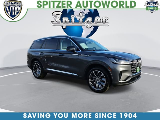 Used 2025 Lincoln Aviator Reserve w/ Illumination Package AWD/4WD image 2
