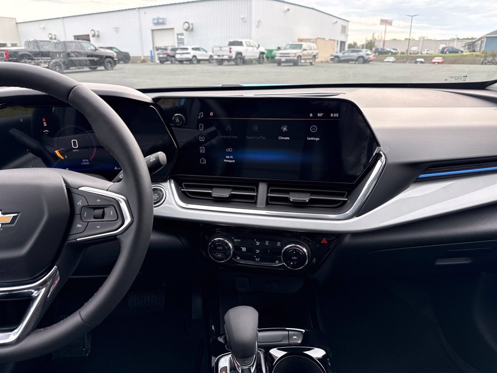 New 2026 Chevrolet Trax LT w/ Driver Confidence Package FWD image 16