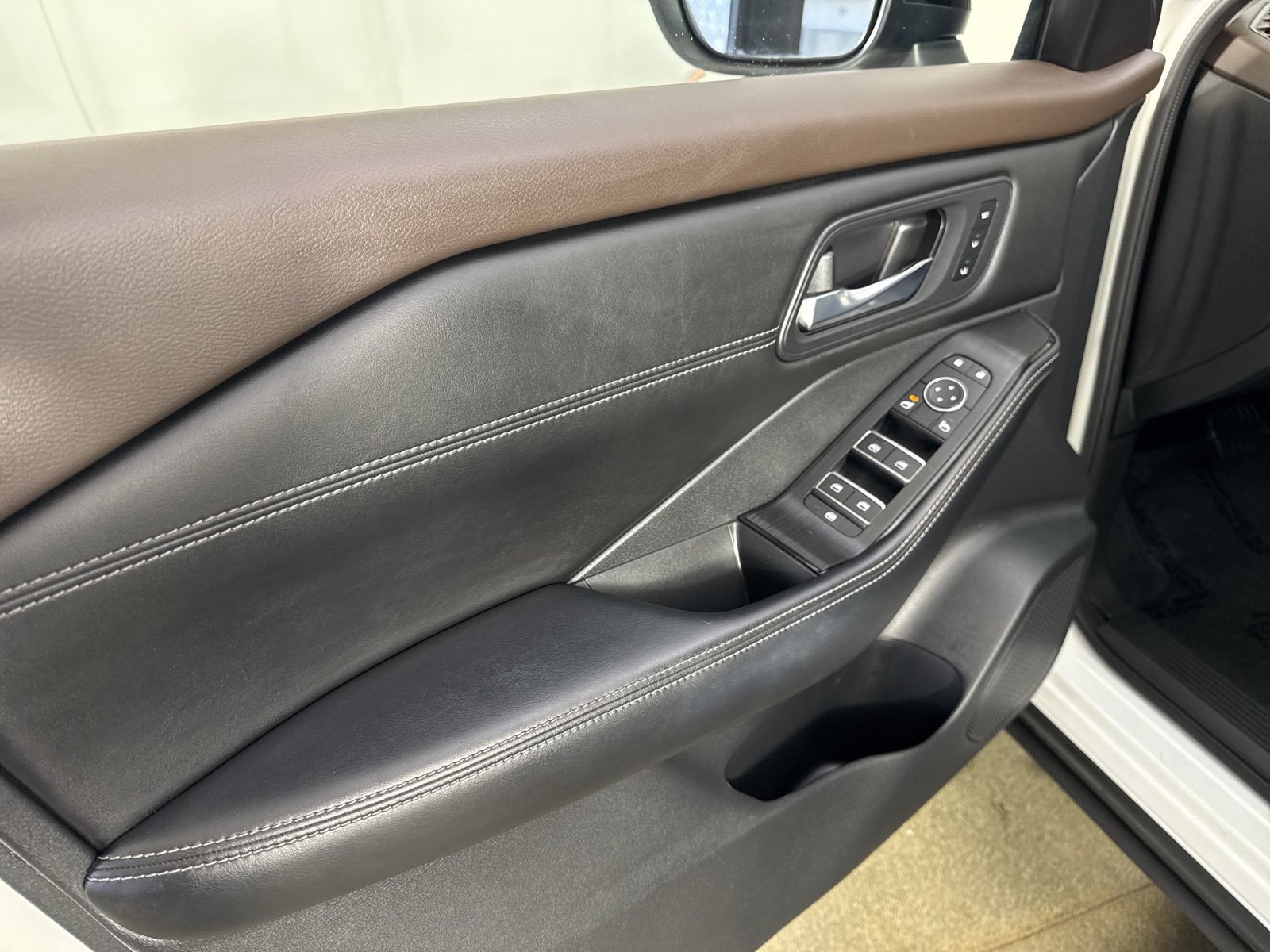 Certified 2023 Nissan Rogue SL w/ SL Premium Package AWD/4WD image 23
