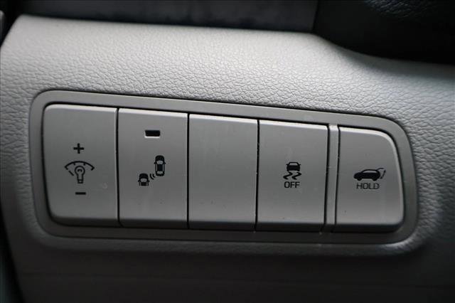 Used 2016 Hyundai Tucson Sport image 16