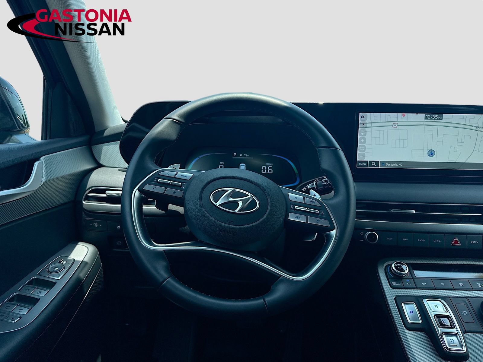 Used 2025 Hyundai Palisade SEL FWD image 31