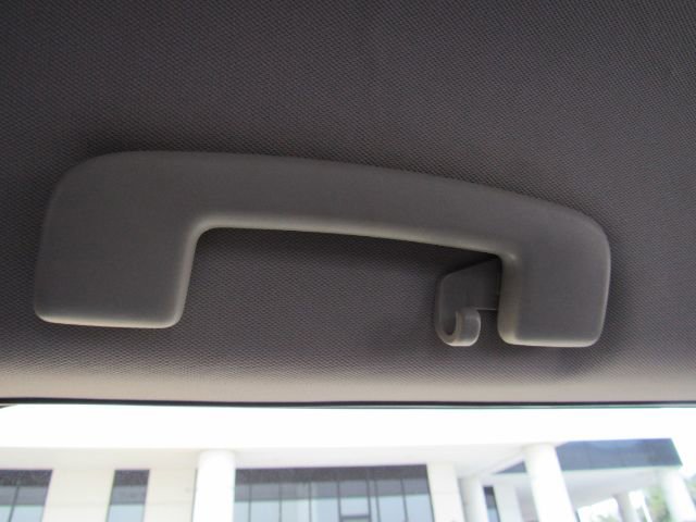 Used 2023 Mitsubishi Outlander SE image 31