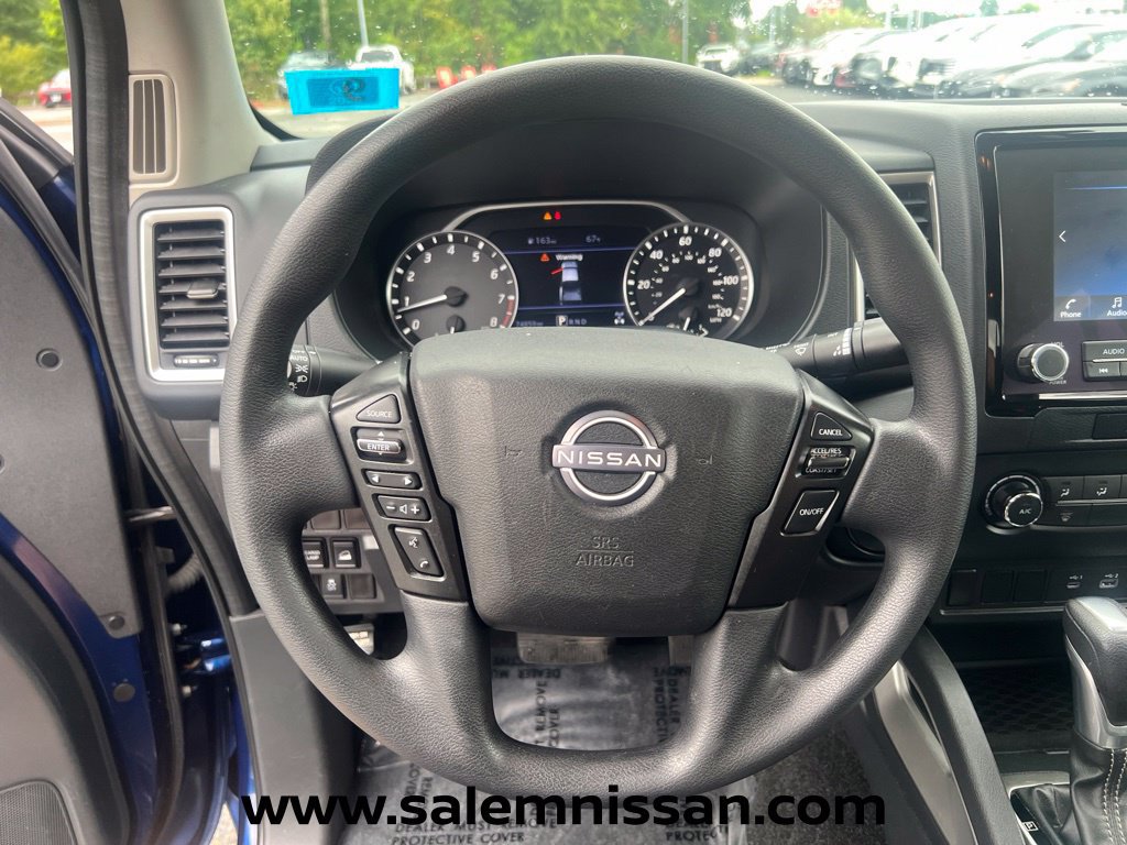 Used 2022 Nissan Frontier SV AWD/4WD image 13