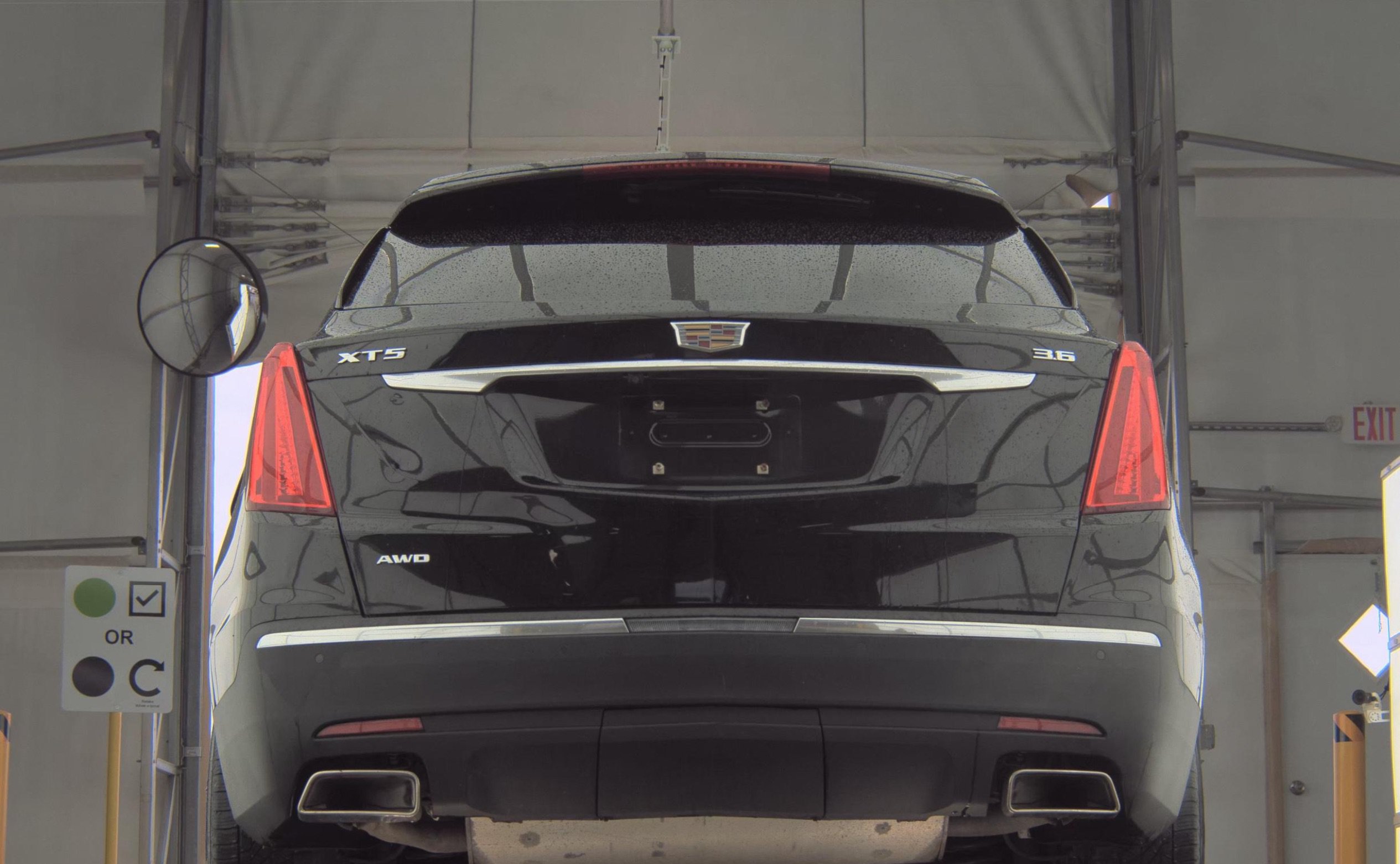 Used 2019 Cadillac XT5 Luxury AWD/4WD image 5