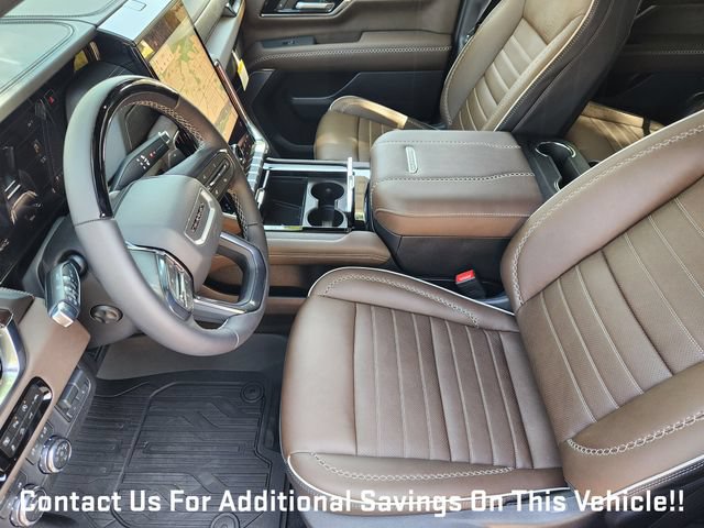 New 2026 GMC Yukon Denali Ultimate w/ LPO, Floor Liner Package AWD/4WD image 9