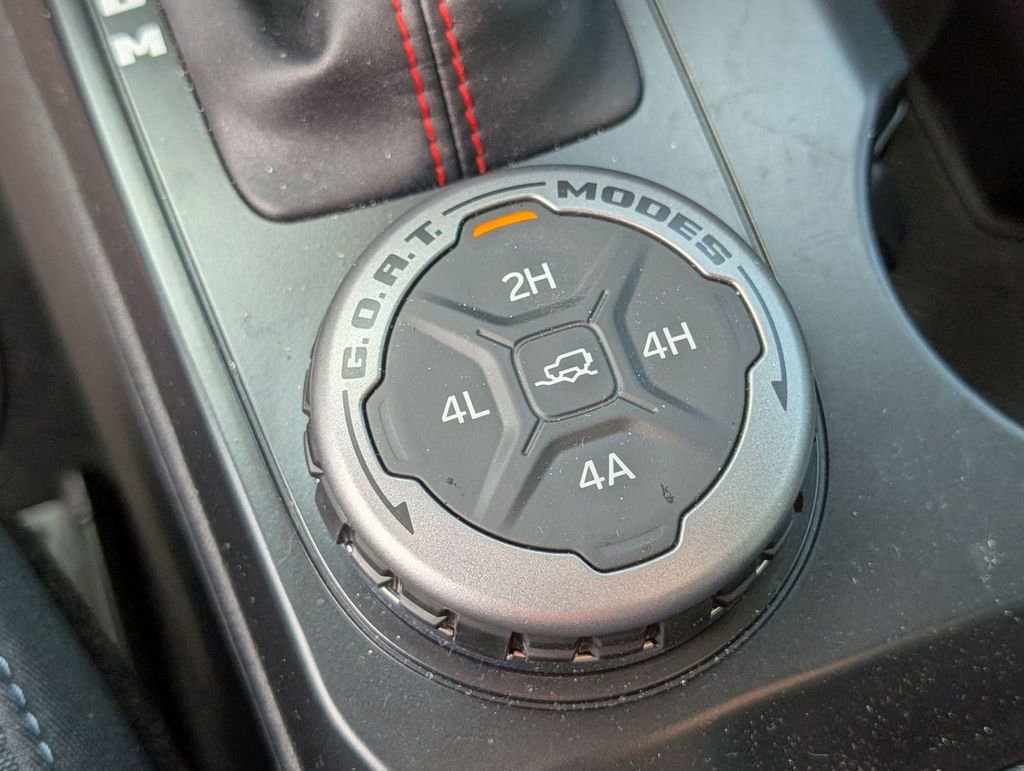 New 2025 Ford Bronco Heritage Edition AWD/4WD image 32