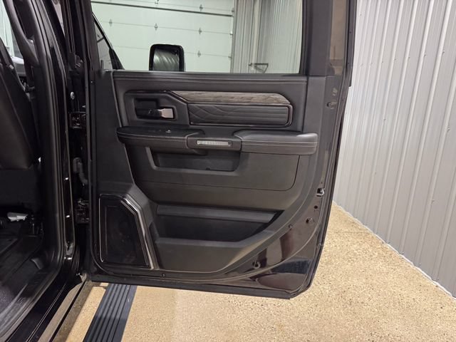 Used 2025 RAM 2500 Limited AWD/4WD image 27