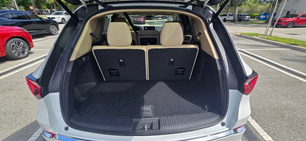 New 2026 Acura MDX w/ Technology Package FWD image 35