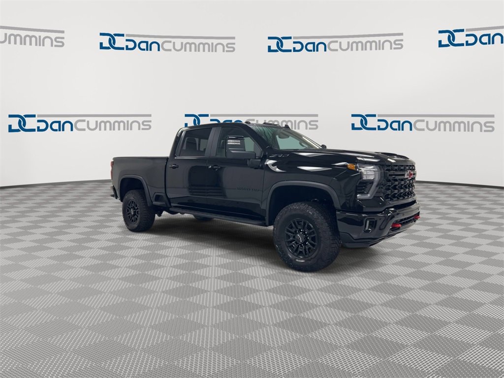 New 2026 Chevrolet Silverado 2500 ZR2 image 2