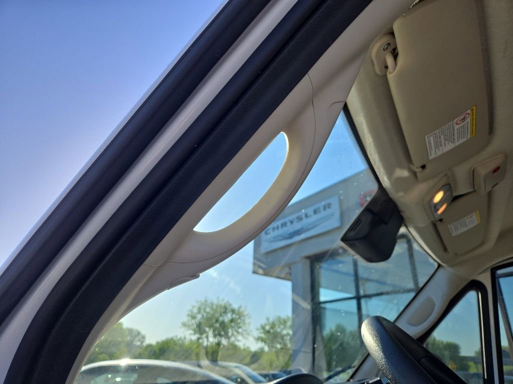 Used 2025 RAM ProMaster 2500 w/ Convenience Group FWD image 36