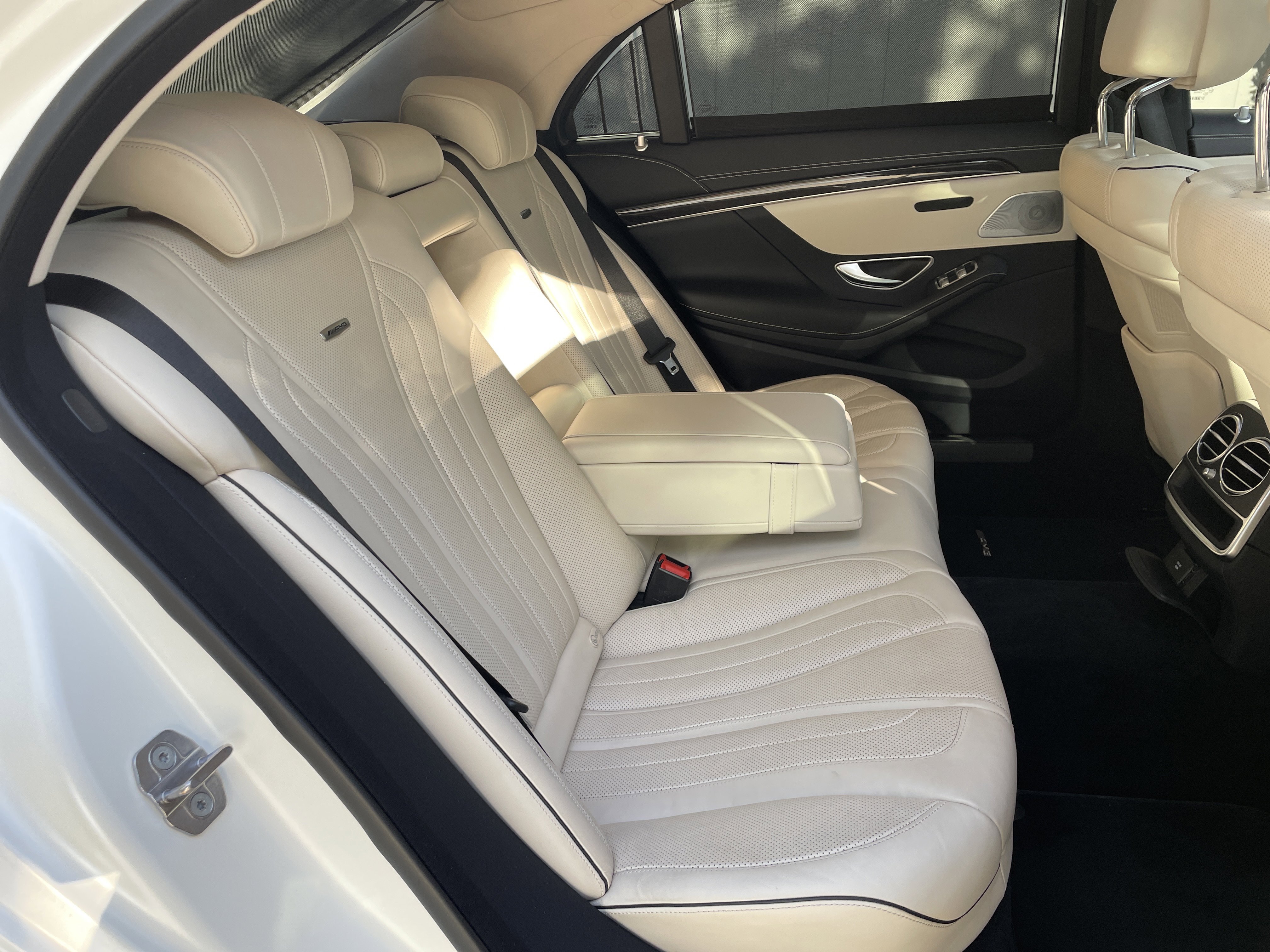 Used 2019 Mercedes-Benz S 63 AMG S 4MATIC Sedan image 44
