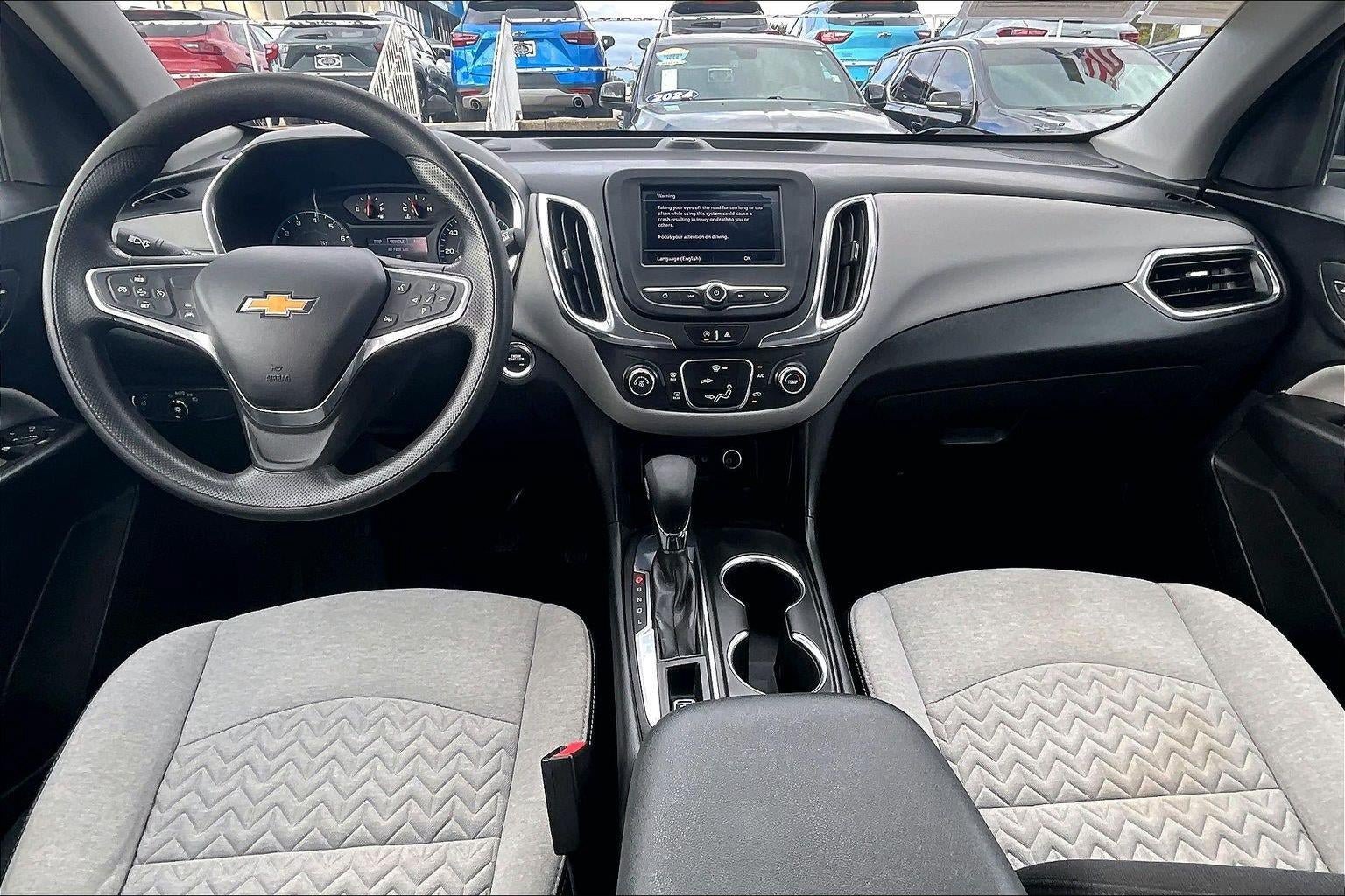 Used 2022 Chevrolet Equinox LS w/ Driver Confidence II Package FWD image 13