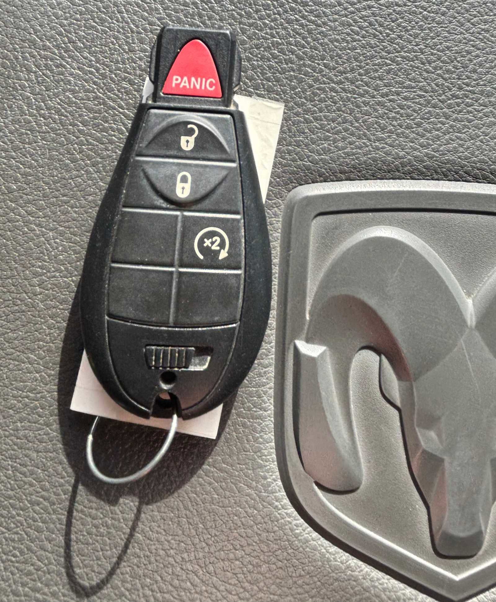 Used 2020 RAM 1500 Classic SLT w/ Luxury Group image 35