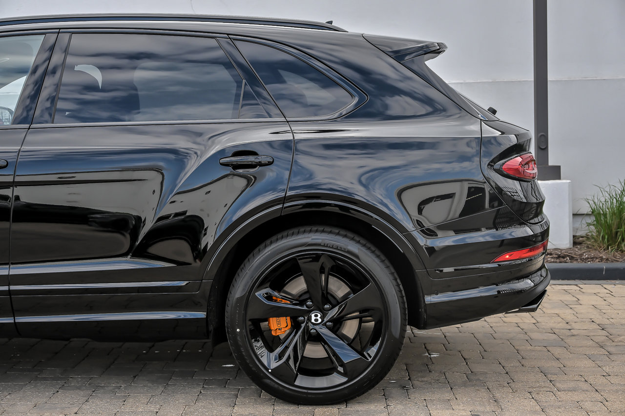 New 2026 Bentley Bentayga AWD/4WD image 13