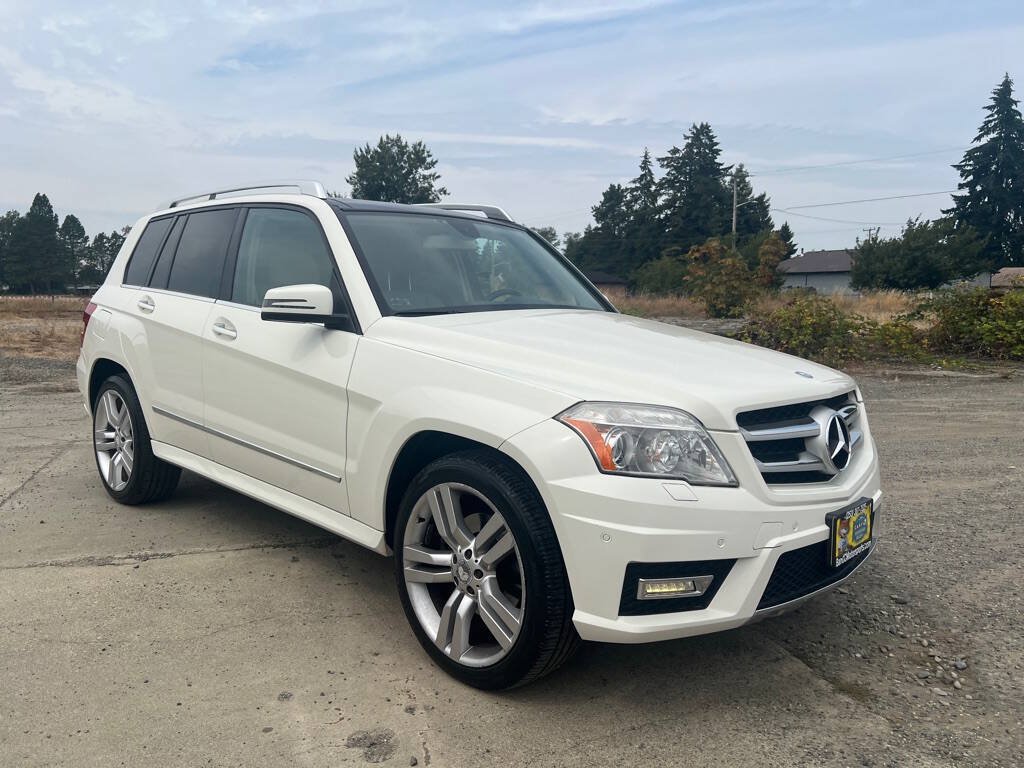 Used 2012 Mercedes-Benz GLK 350 4MATIC image 2