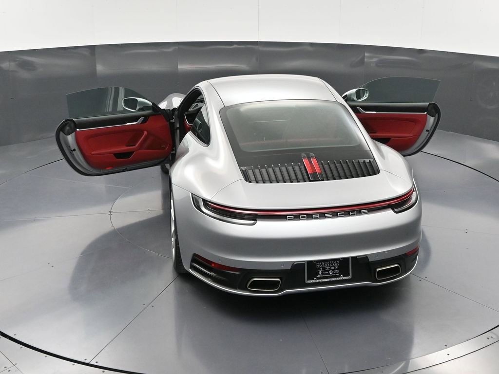 Certified 2024 Porsche 911 Carrera image 32