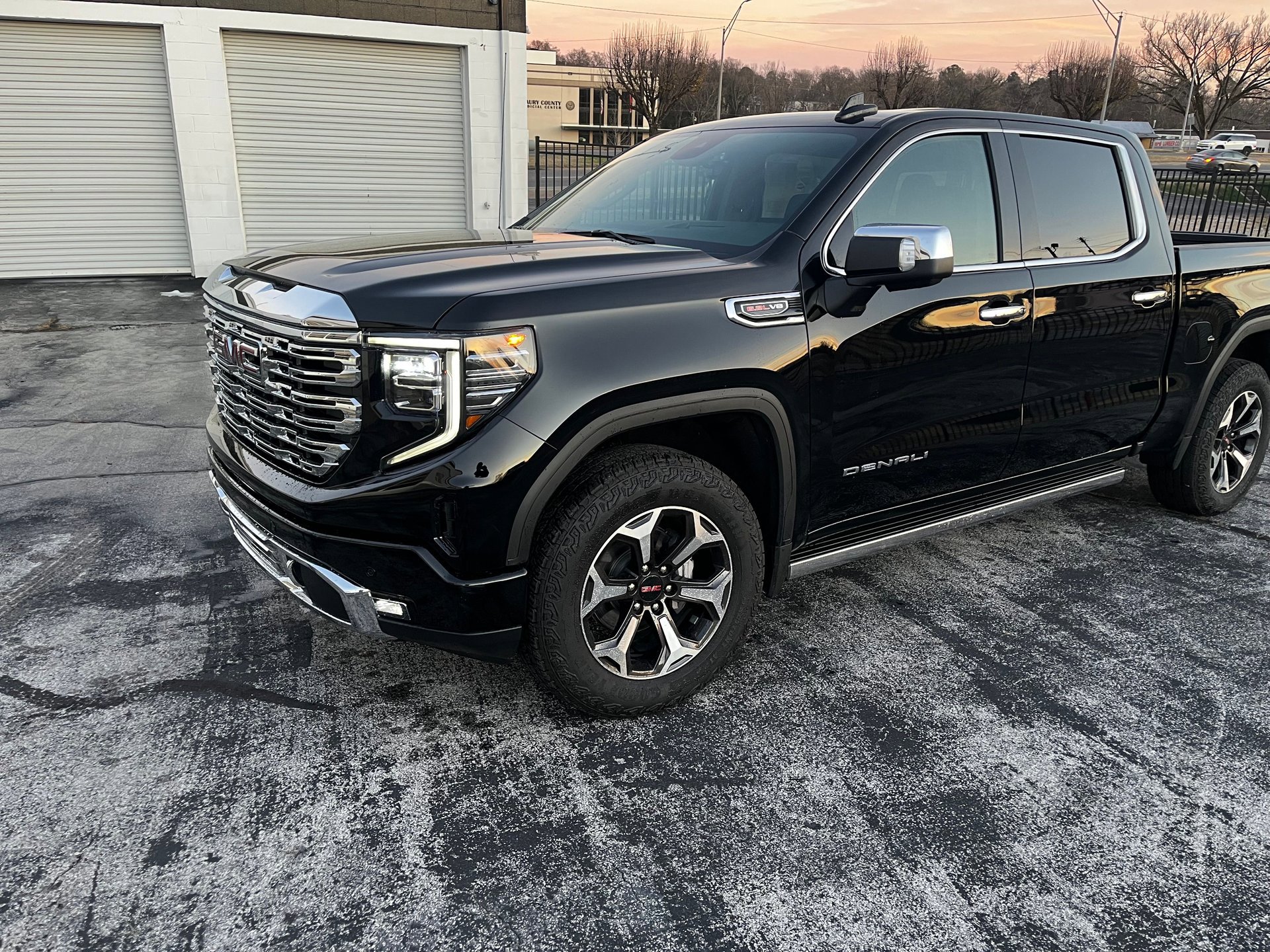 Used 2024 GMC Sierra 1500 Denali w/ Denali Reserve Package image 10