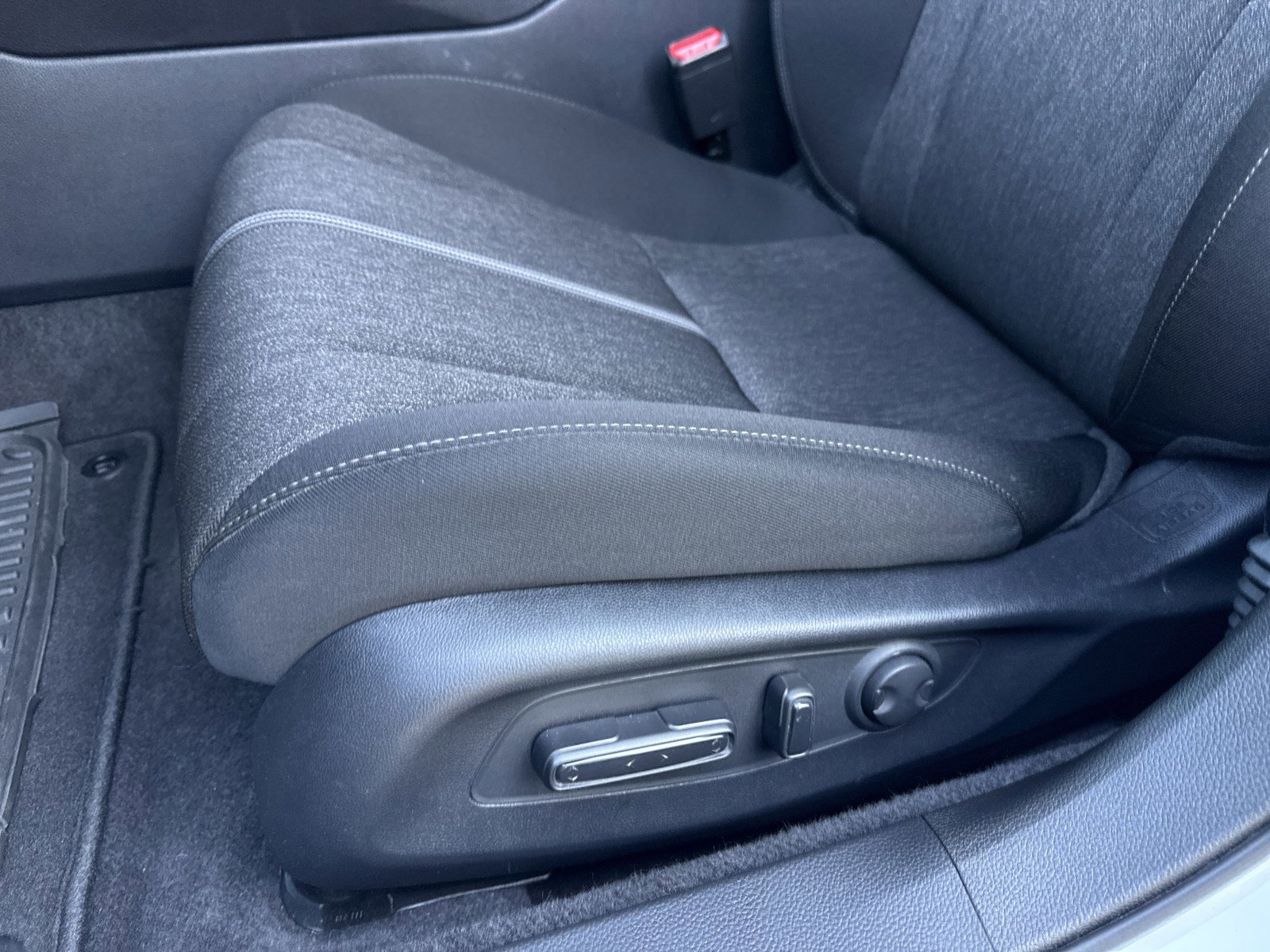 Used 2024 Honda Accord Sport image 12