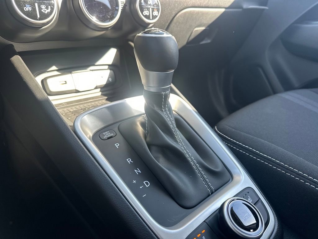 Used 2026 Hyundai Venue SEL image 19